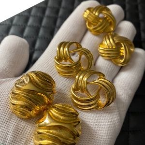 57 pairs of Golden Knot Earrings Collection Mad Men Era Style Studs